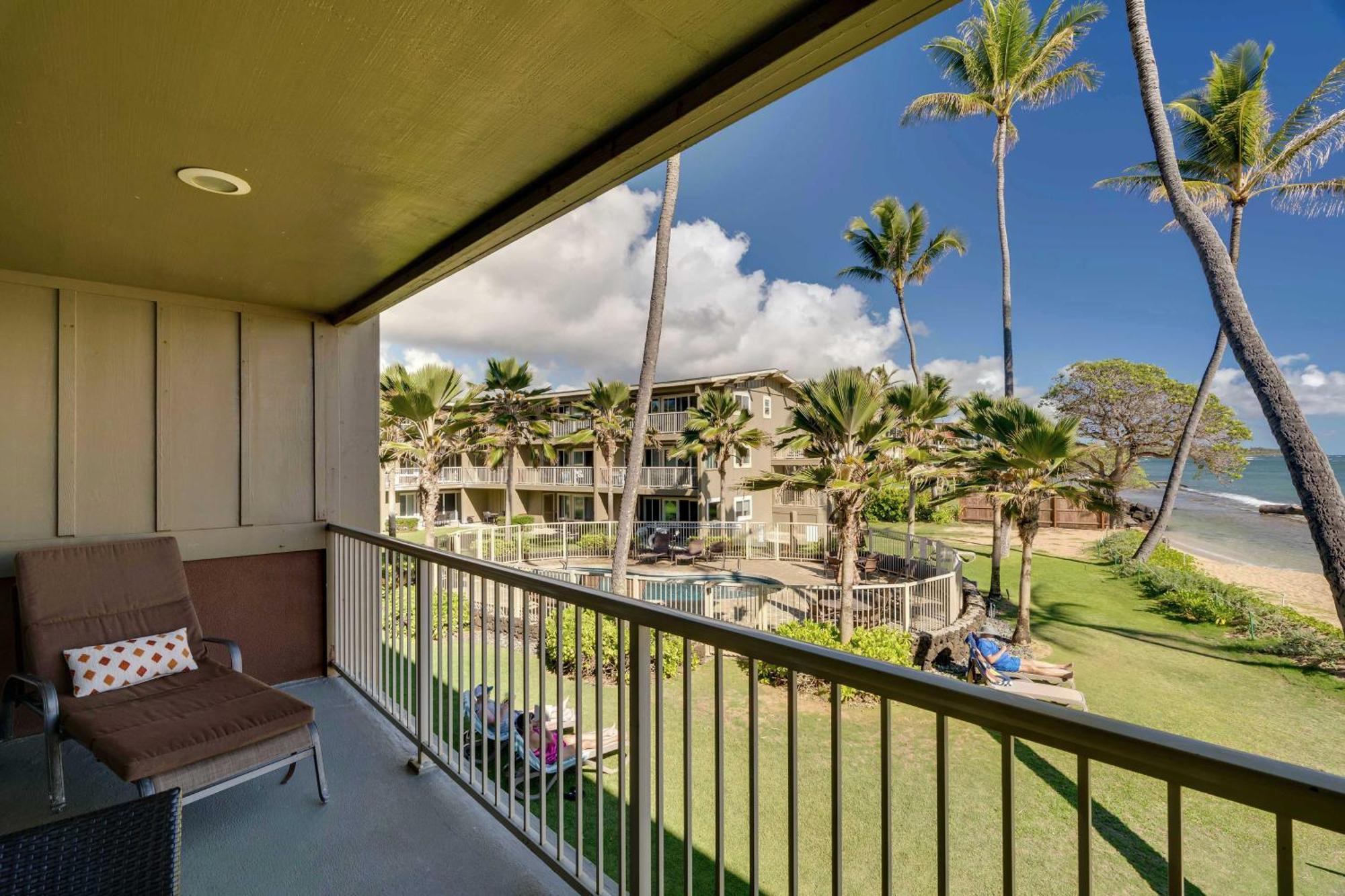 Waipouli Beachfront Condo With Balcony And Ocean Views Kapa'a Luaran gambar